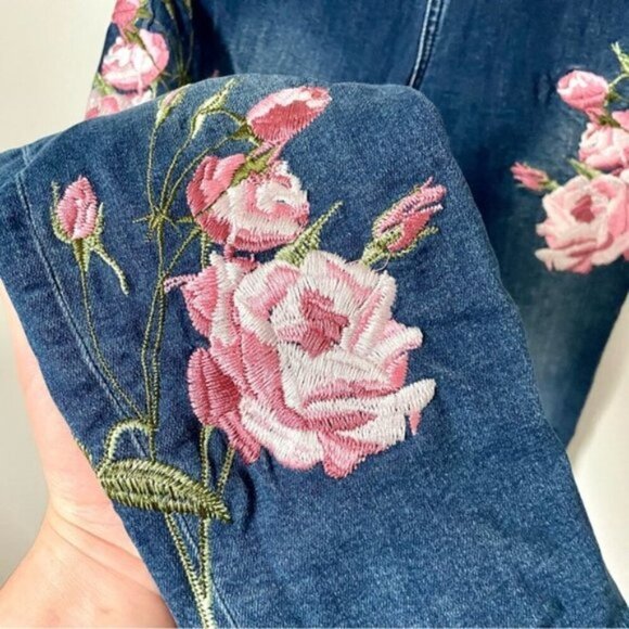 Ted Baker Khlowe Floral Embroidered Boyfriend Jeans - Picture 8 of 13